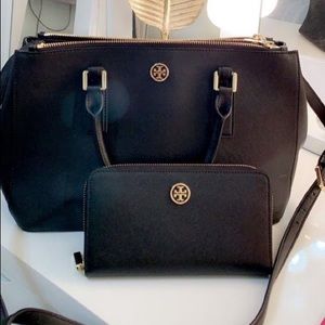 Brand new vinyl Tory Burch